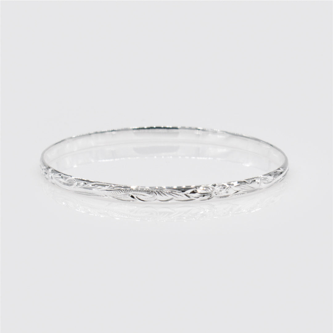 Sterling Silver 4mm Plumeria & Scroll With Plain Edge Isla Bangle