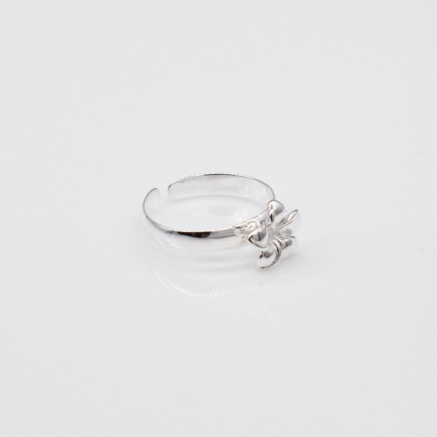 Sterling Silver Single Plumeria Isla Toe Ring