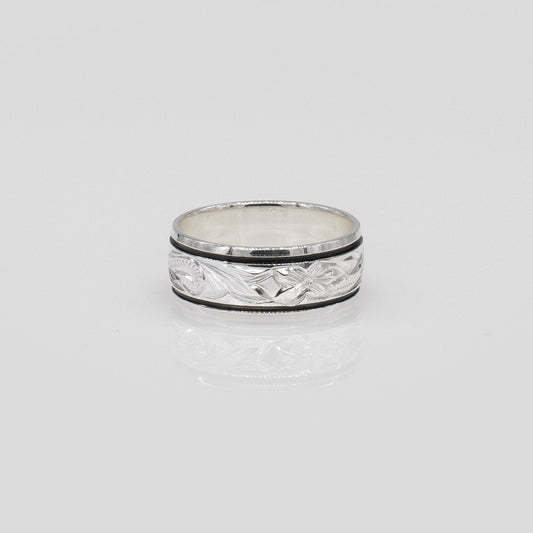 92.5 Sterling Silver Isla 6mm Plumeria & Scroll Ring with Black Border