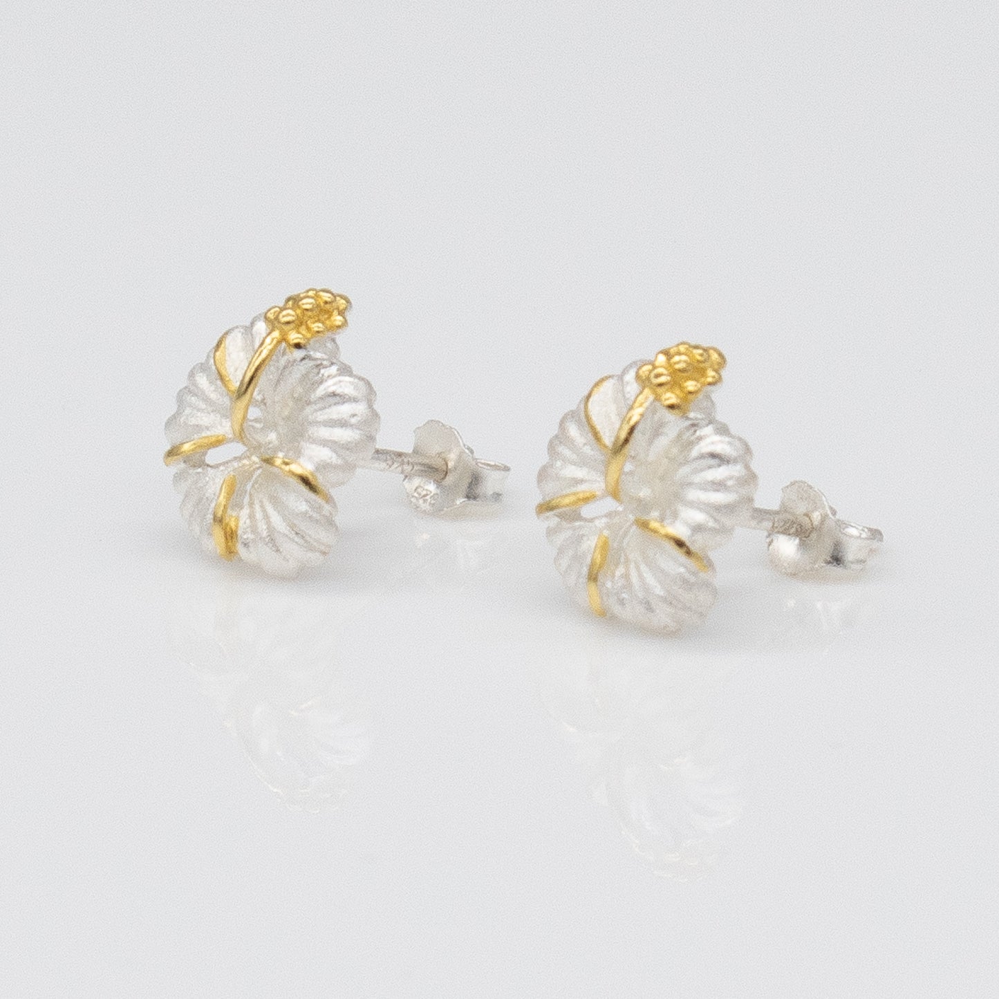 Hibiscus Kamia Earring