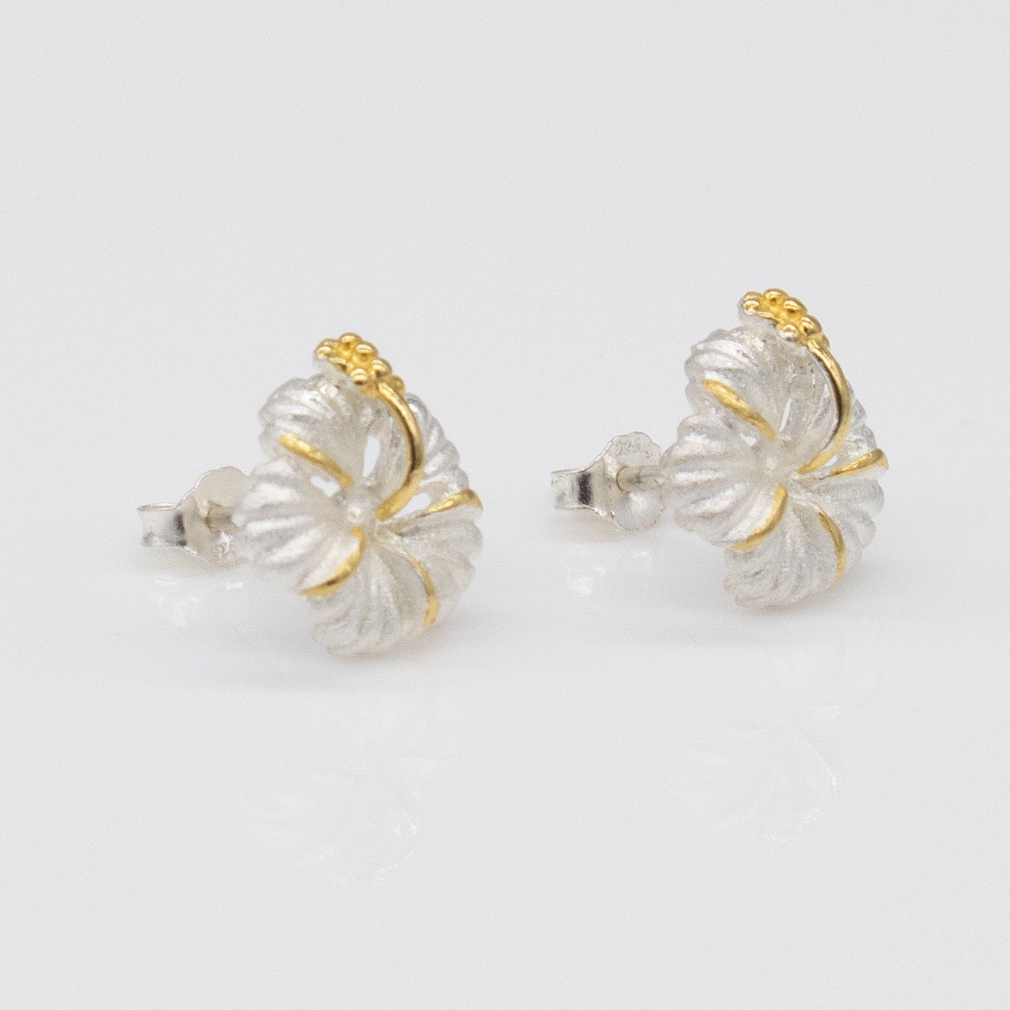 Hibiscus Kamia Earring